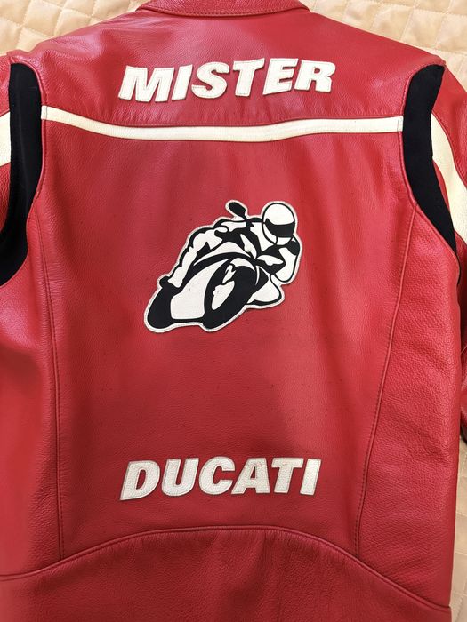 Мотокуртка Ducati