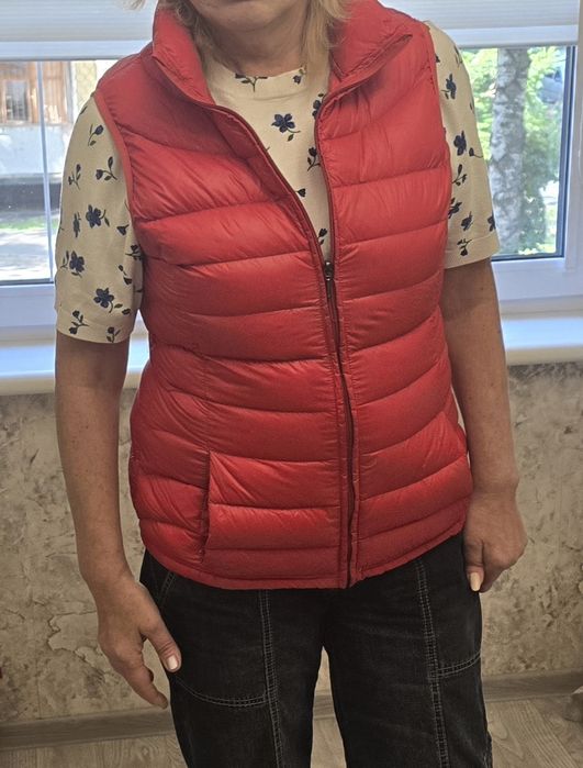 Желетка пуховая tomorrow farr