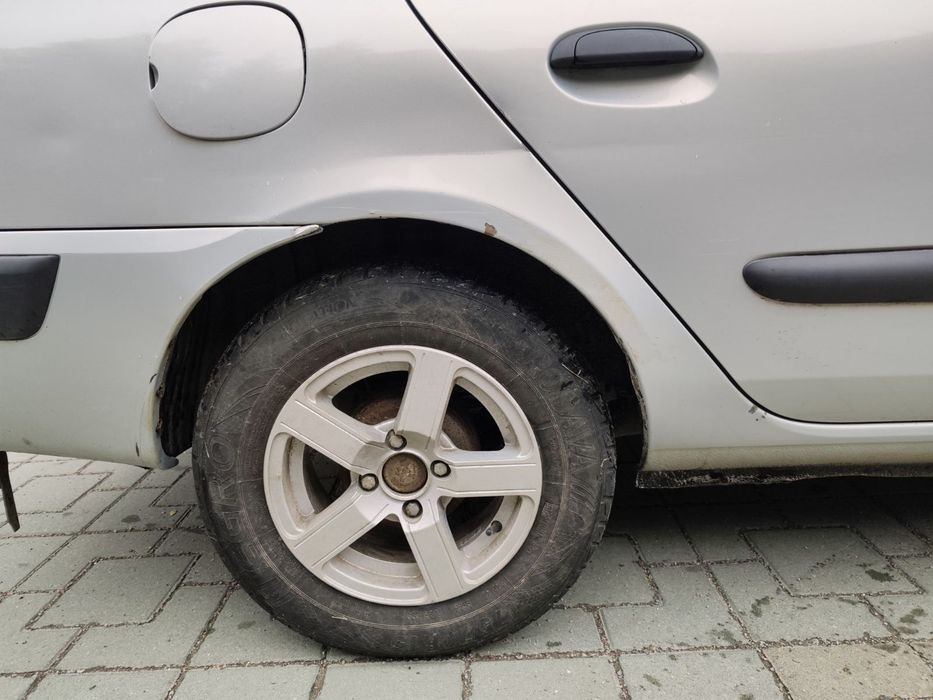Renault Clio Symbol 2004