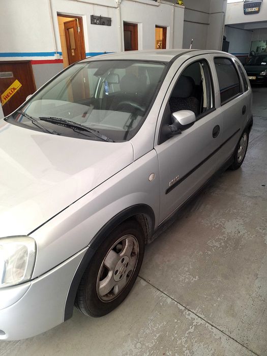 Opel corsa 1.2 16v