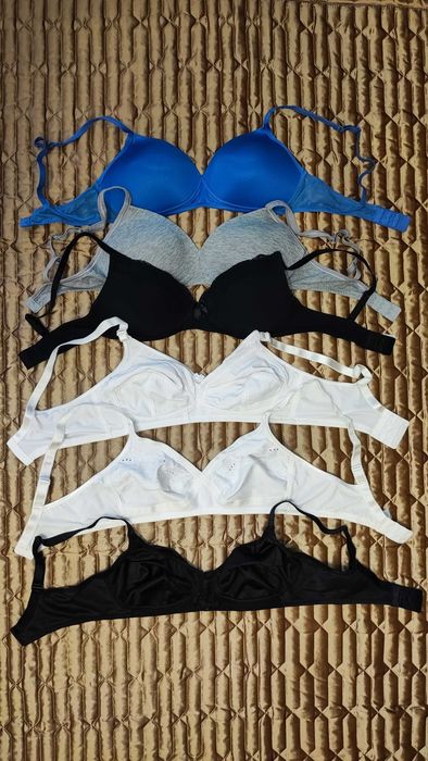 Бюстгальтери  різні  Обʼєм: 75.