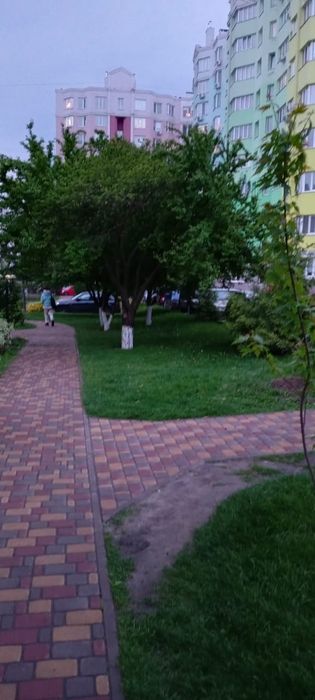 Продаж цокольного приміщення