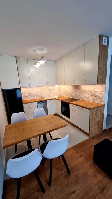 Do wynajęcia komfortowe 2-pokojowe mieszkanie 38 m² z balkonem i parkingiem