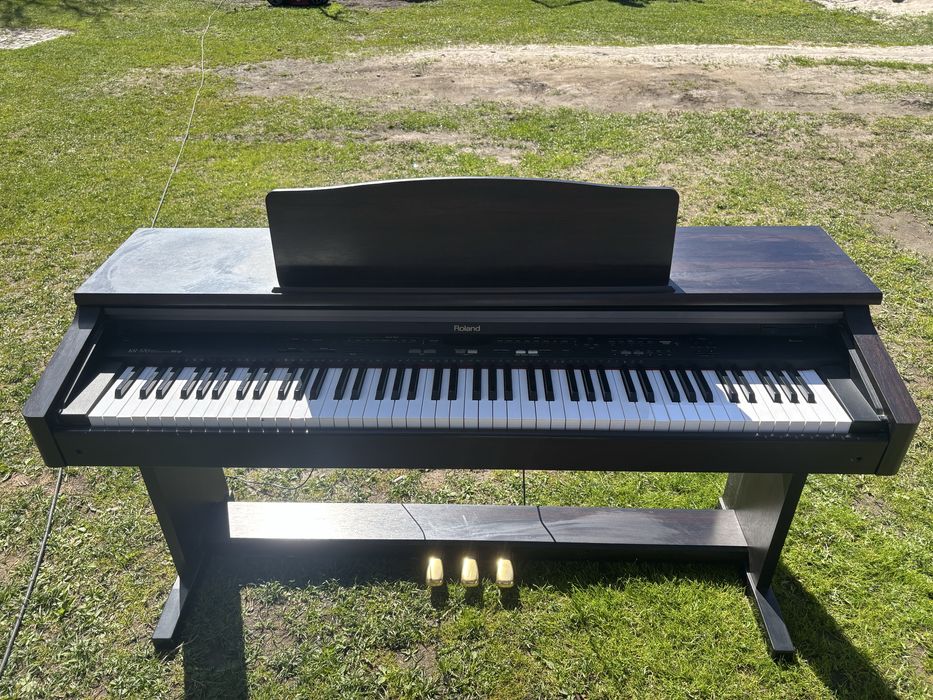 Pianino Roland KR-370