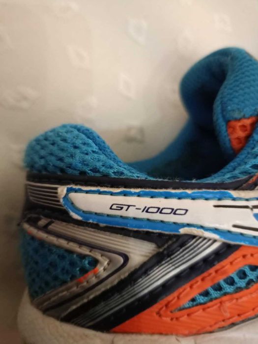 Przewiewne buty sportowe chłopiec 33