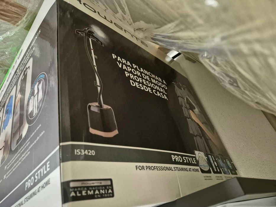 Ferro a vapor vertical Rowenta Pro ( NOVO )