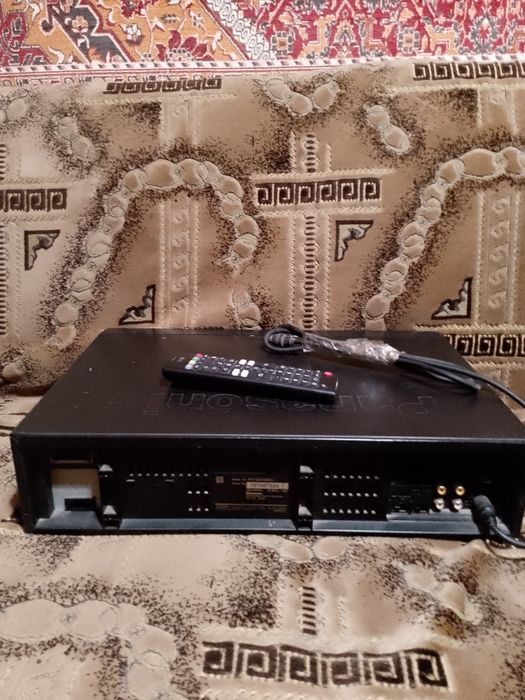 Відеомагнітофон Панасонік,касети.