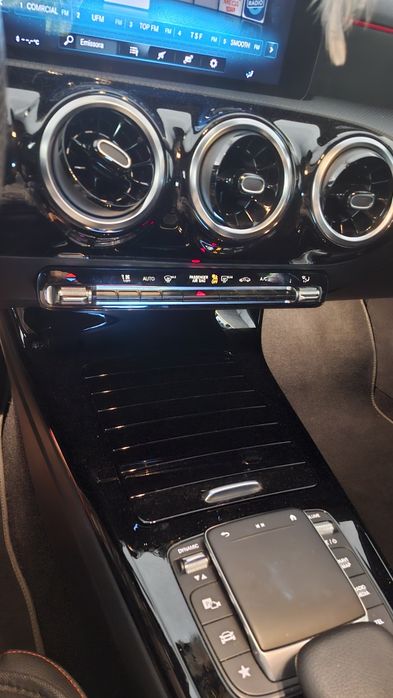 Mercedes AMG motor 2000
