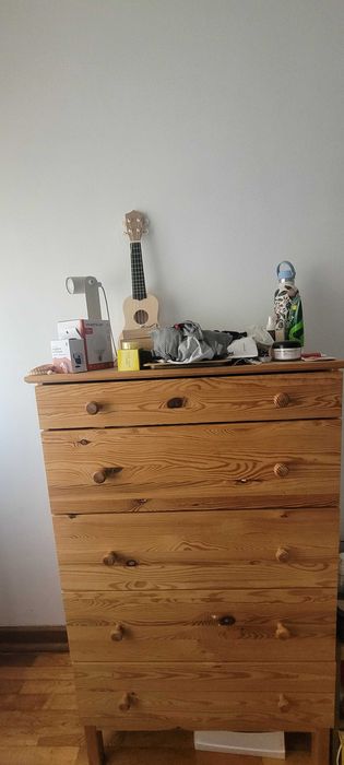 Cómoda de madeira + mesas de cabeceira de madeira com tampo de vidro (Conjunto quarto IKEA)