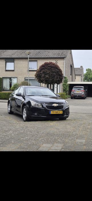 Chevrolet cruze 2010r
