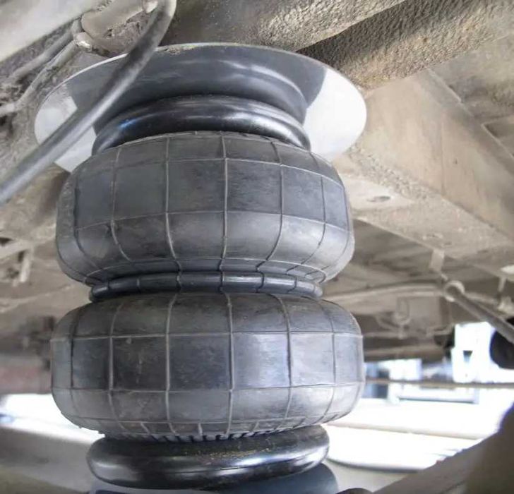 Комплект пневмопідвіски Nissan e-nv 200 на задню вісь