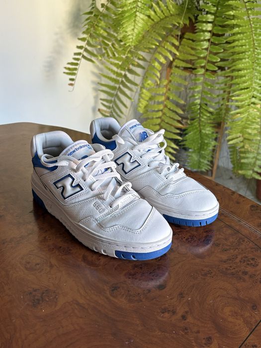 Ténis New Balance 330 azul e branco