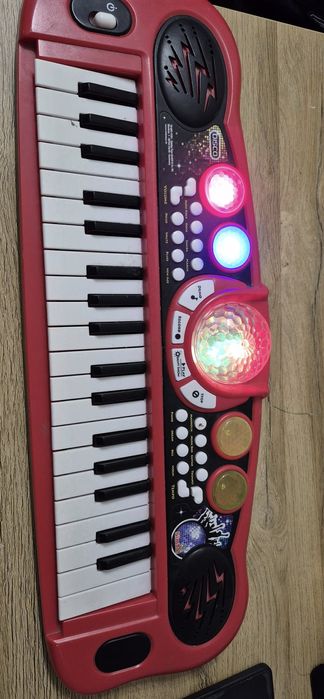 Keyboard, organy dla dzieci grające