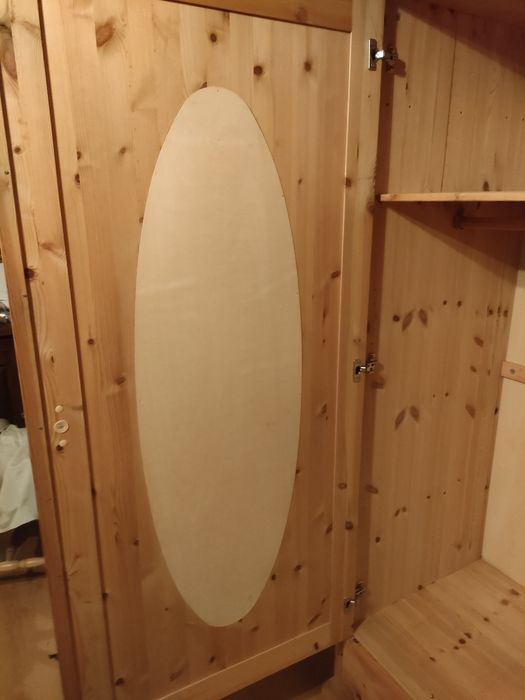 Szafa sosnowa z lustrami