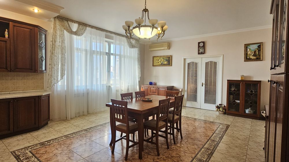 Оренда 3к квартири, метро Палац Україна, Антоновича 140
