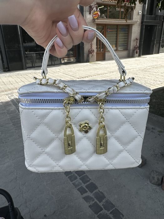 Жіноча Сумка на ланцюжку