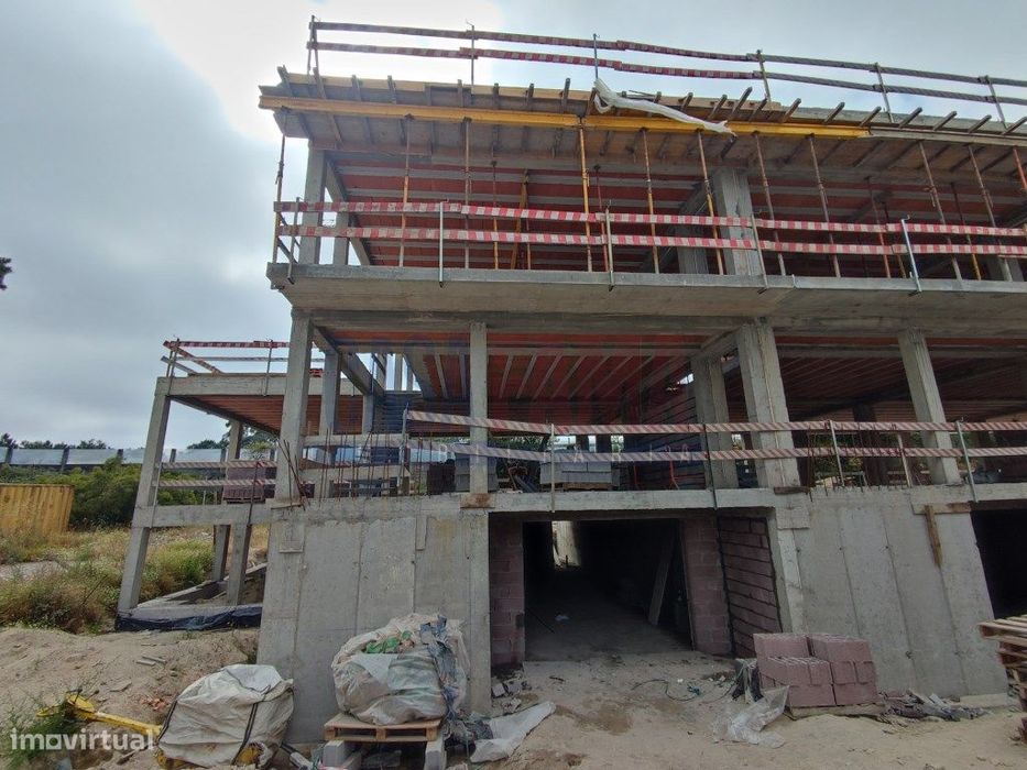 T3+1 Semi-Detached House | Contemporary Architecture | Plot 28 | Antas...
