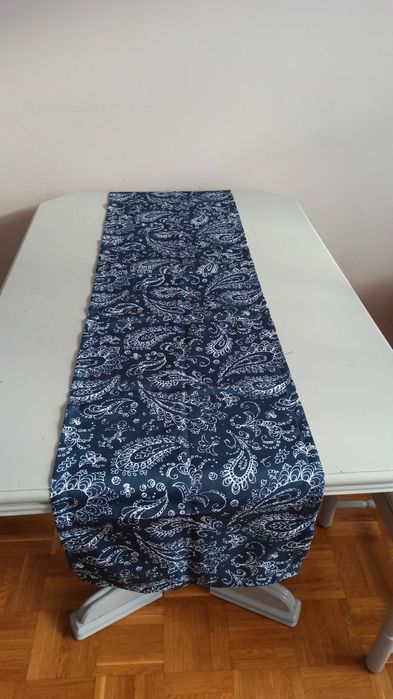 bieżnik na stół 40*180