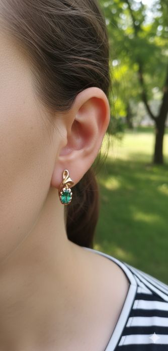 Золотые серьги изумруд бриллианты 585 проба