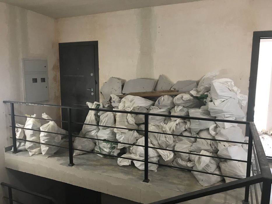 Демонтаж стяжки, плитки, стін, будівель, вантажники, вивіз буд сміття