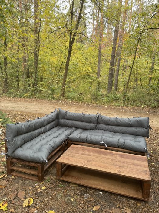 Диван із дерева,диван із піддонів,садовая мебель,садові меблі,ротанг