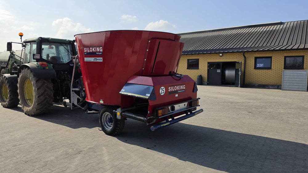 Paszowóz, Wóz Paszowy Siloking 8m3