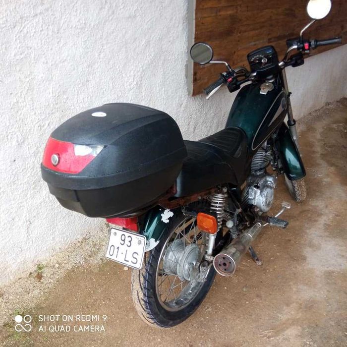 Motociclo Yamaha 125 SR