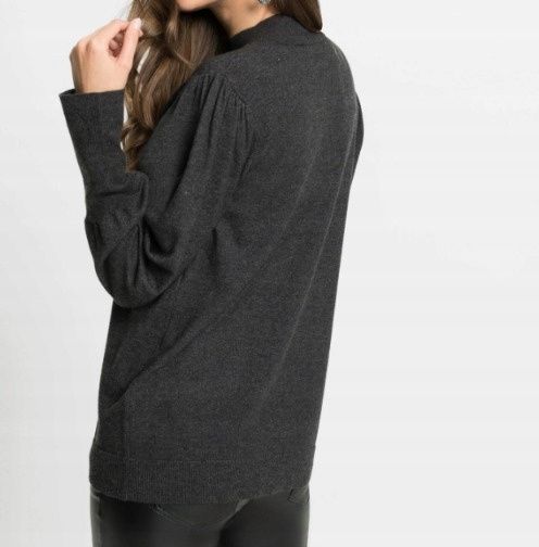 B.P.C sweter dzianinowy świąteczny z nadrukiem r.32/34