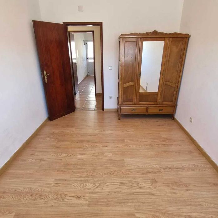 Apartamento T3+1  com garagem + grande terraço