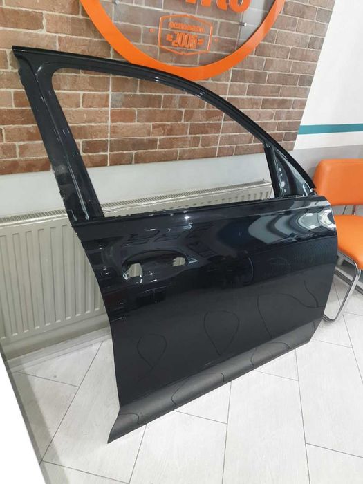 Двері голі передні  праві  Mercedes W167 GLE