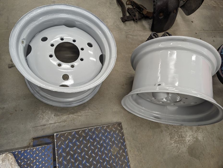 Комплект ПЕРЕДНІЙ МІСТ МТЗ 82 Передний Мост мТз 80/82/892 + Колеса