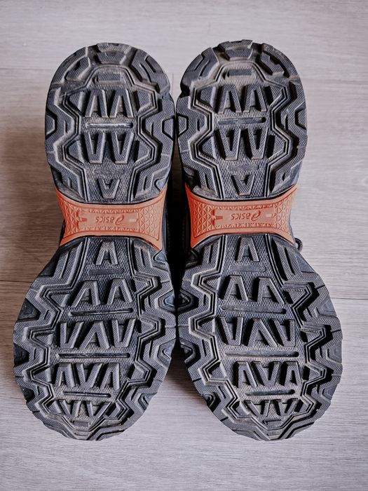 Ténis Asics Gel-venture 6