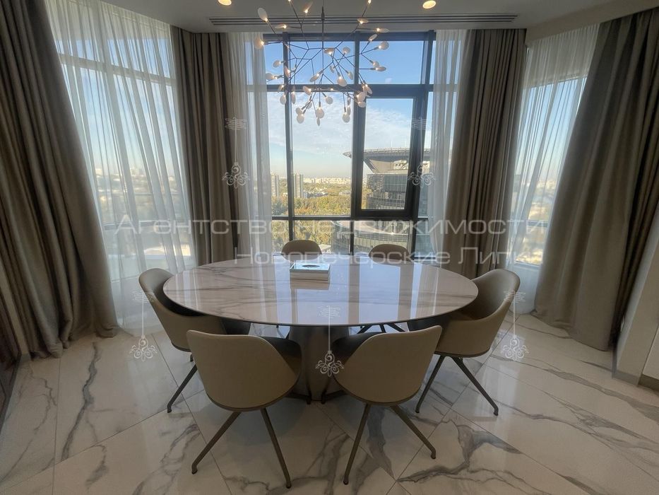 Продам пентхаус с лучшим видом на Днепр ЖК Pechersky Болсуновская 2