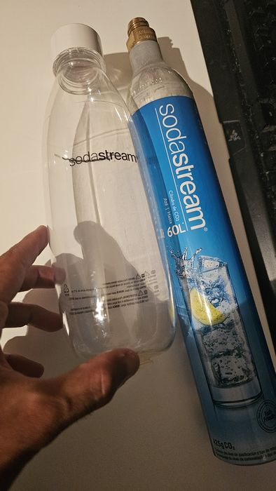 [Novo] Sodastream Maquina Carbonatadora + Garrafa + Botija CO2