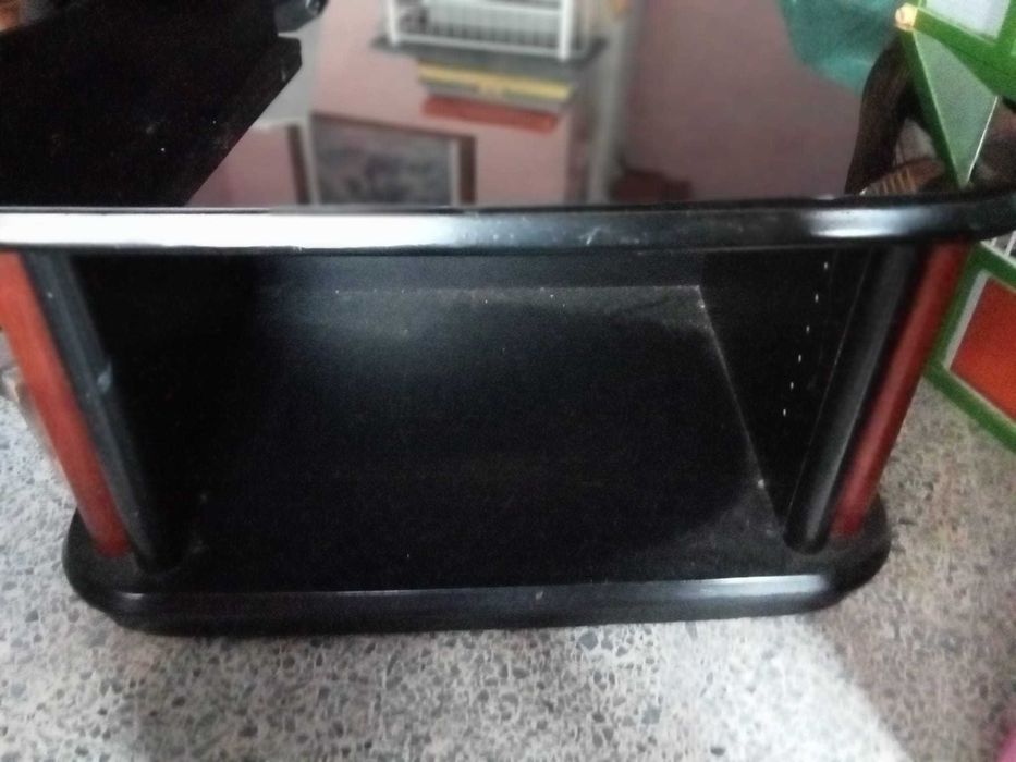 Mesa tampo em vidro