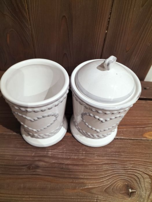 Ceramiczne Pojemniki na szczoteczki i płatki kosmetyczne do łazienki