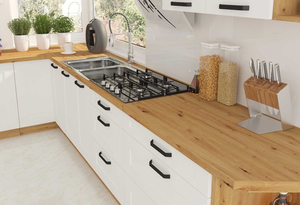 Białe meble kuchenne Luna, fronty MDF białay mat, korpusy dąb artisan