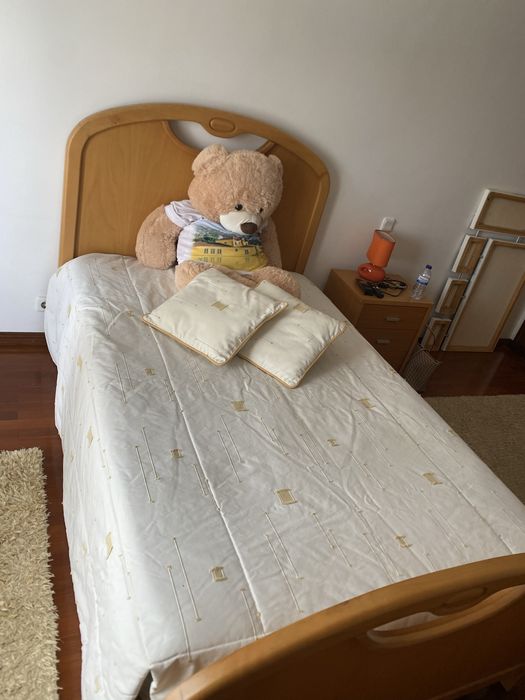 Cama sem colchao 1,30x2,10m