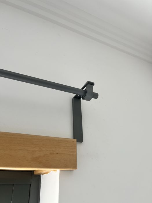 Varão cortinado extensível