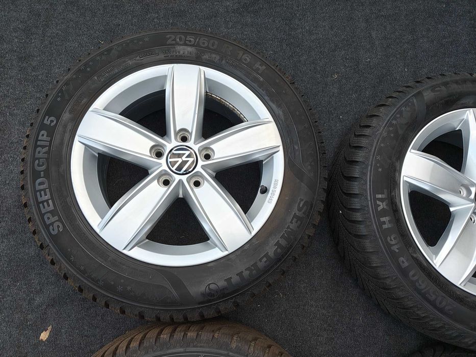 Koła Zimowe VW Touran Caddy T-Roc Octavia Ateca  205/60/16 Semperit  8,5mm 2025r NR 16001