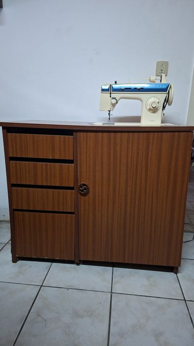 Máquina de costura Singer Facilita