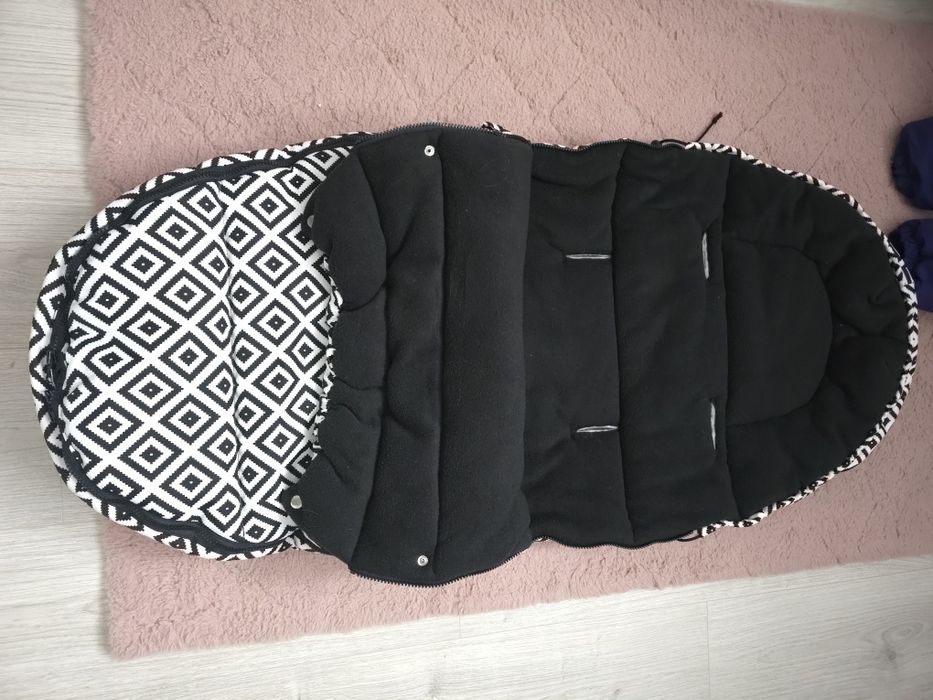 Śpiworek do wózka lub na sanki