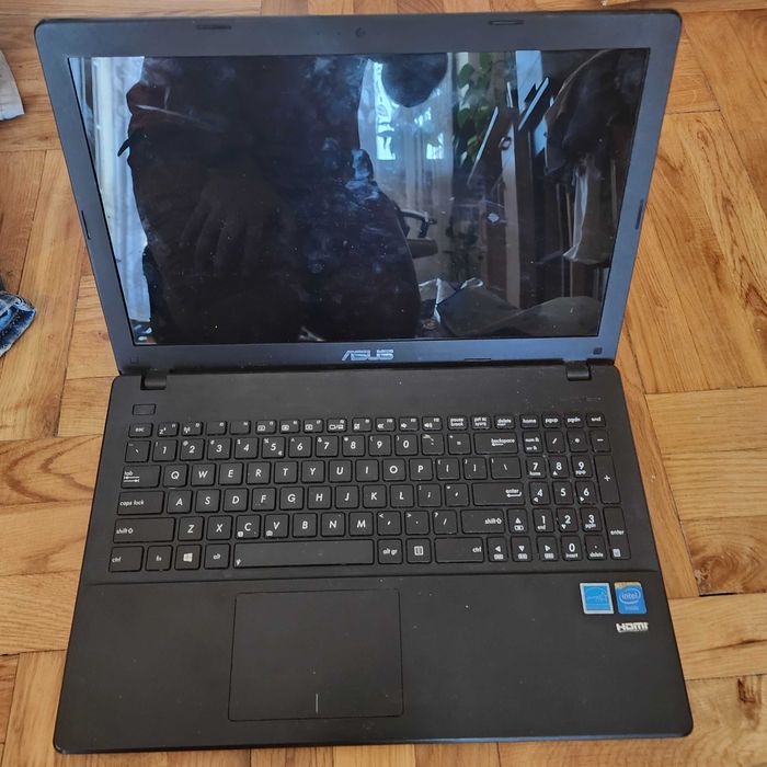 Laptop ASUS R512CA