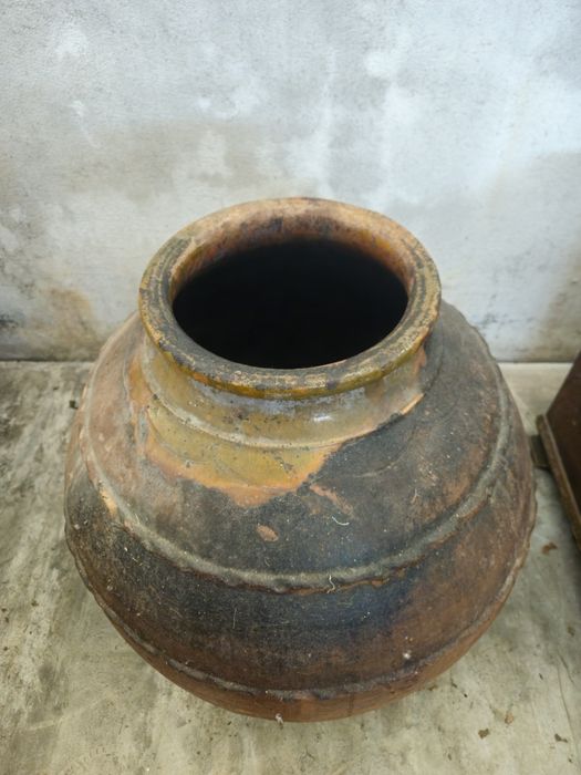 Pote Antigo em Barro / Cântaro Rústico Tradicional para Decoração