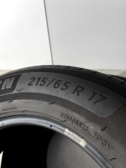 Pneus Michelin Primacy 4 - 215/65/17 - Excelentes