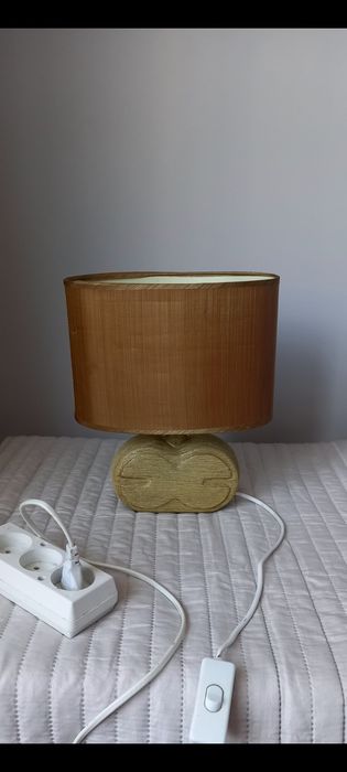 Lampka nocna stojąca 220V z przełącznikiem