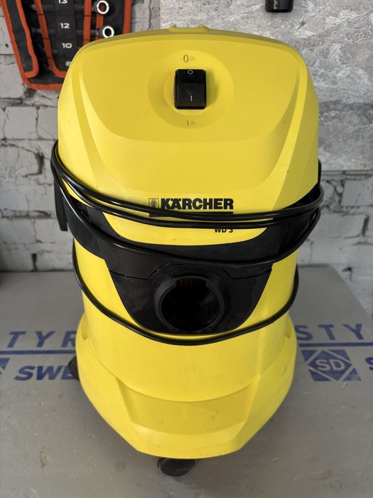 Пилосос Karcher WD3 гарний стан