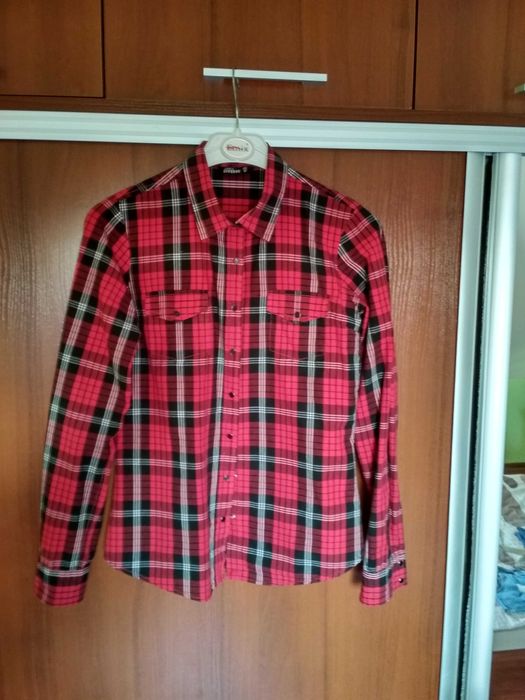 Sprzedam Koszulę w kratę Diverse
