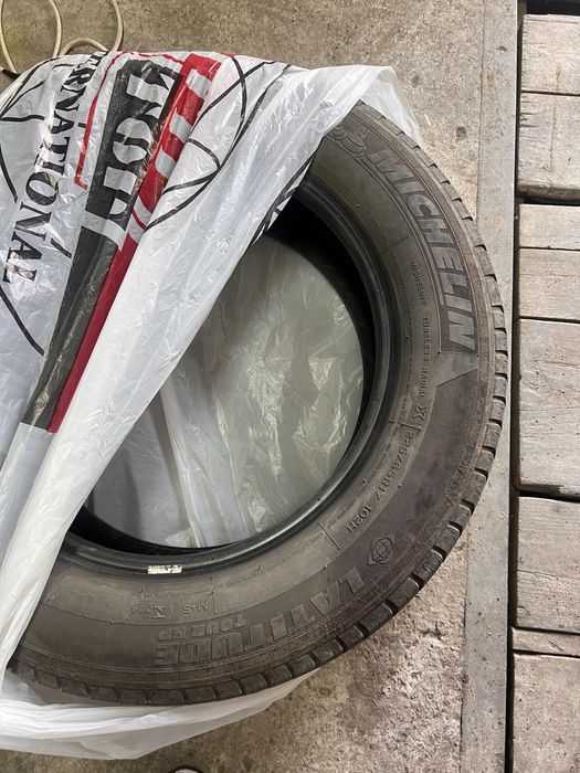 225 65 r17 Michelin Latitude