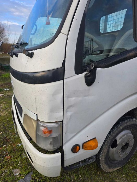 Toyota Dyna Carrinha com caixa aberta